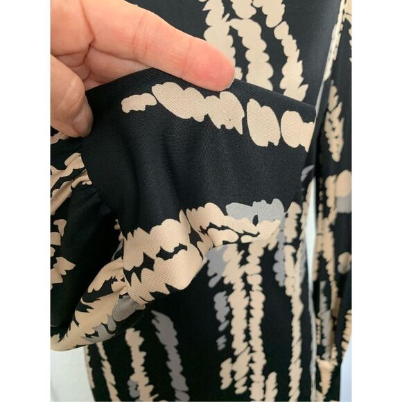 Trina Turk Silk Mock Neck Abstract Leaf Print Mini Dress‎ Black Size 10 - Picture 8 of 12